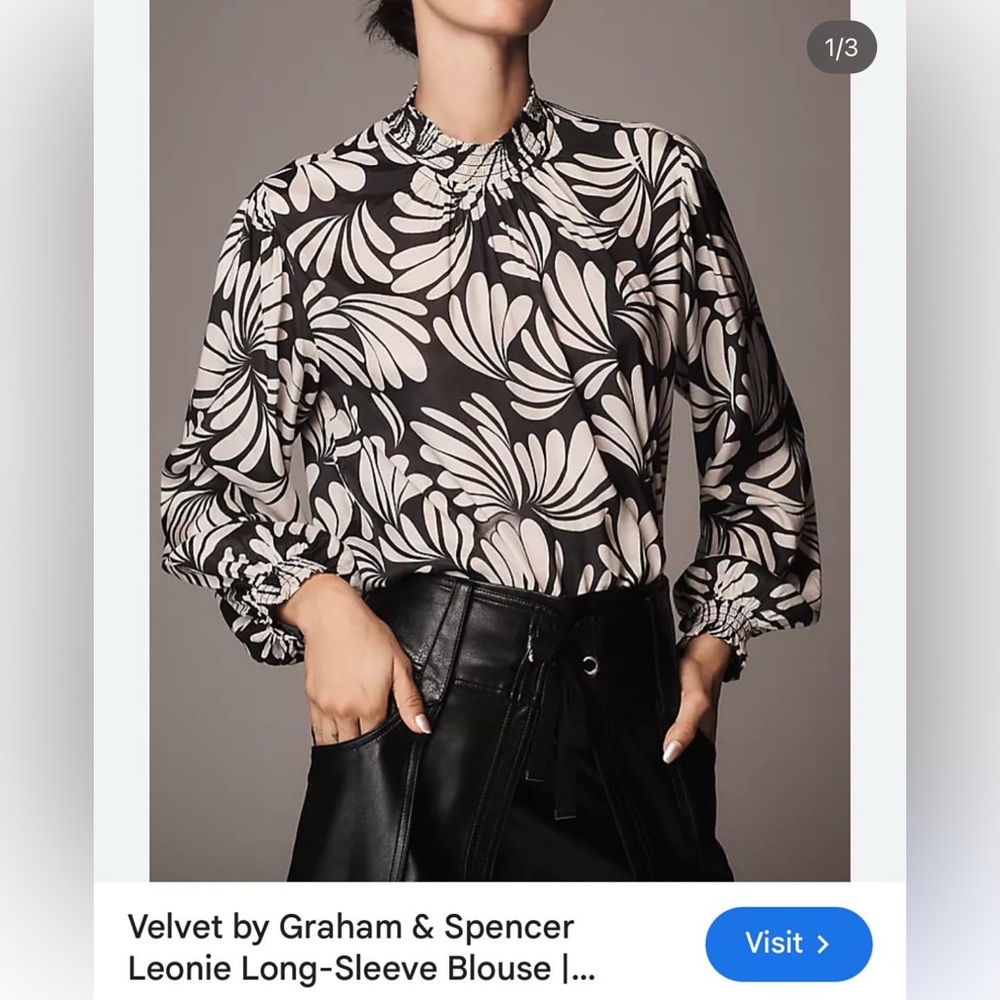 Velvet by Graham and Spencer Blouse Small